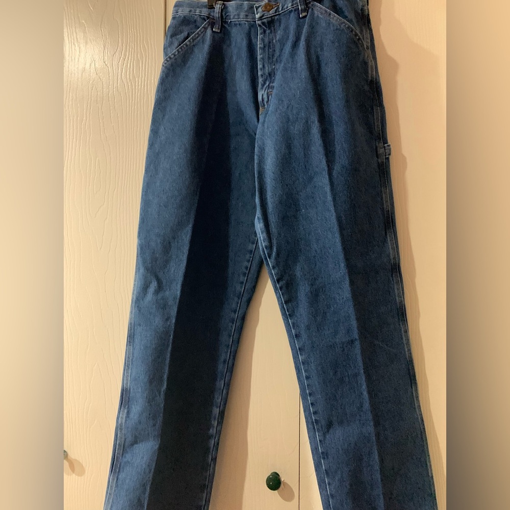 Wrangler Men's Relaxed Fit Blue Jeans
